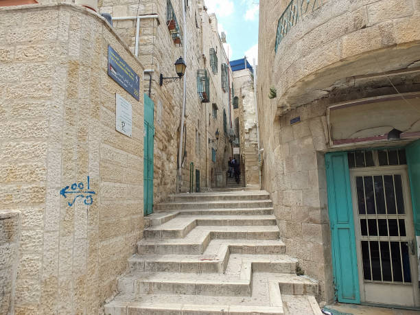 istock Alley in the old town 646726990