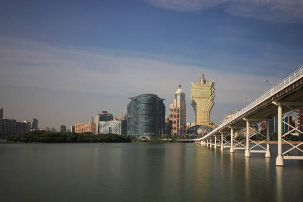 istock Grand Lisboa Hotel Macao and Nam Van Lake 646784672