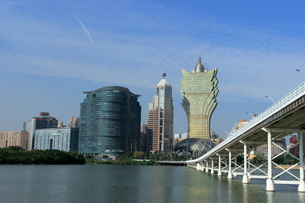 istock Grand Lisboa Hotel Macao and Nam Van Lake 646787540