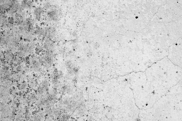 istock Wall fragment with scratches and cracks 646852738