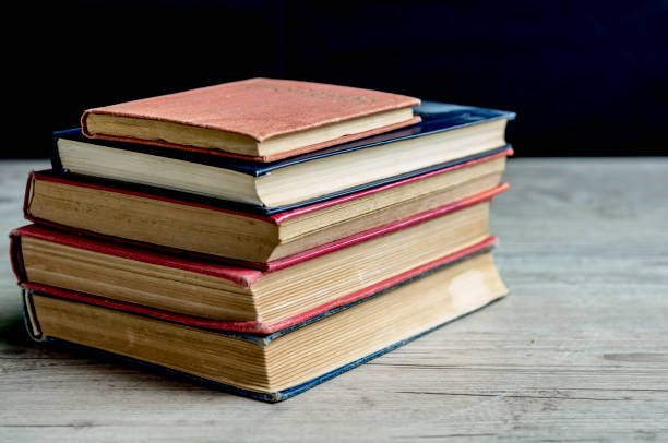 istock Pile of Vintage books 646926684