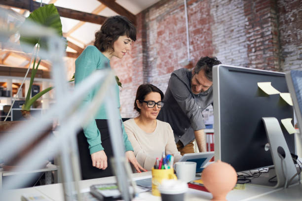 istock 161218 Small business, working at the office. 646930738