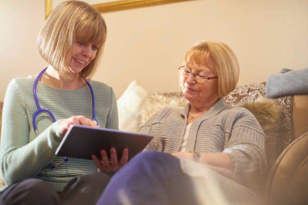 istock updating patient details 647106038