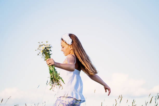istock happy girl outdoor 647194584