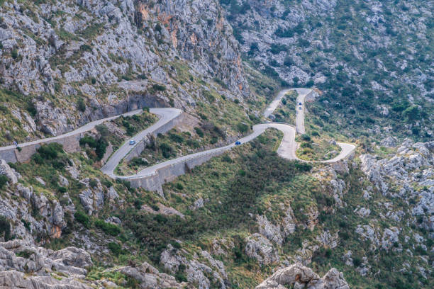 istock Serpentine road direction sa calobra, majorca 647320168