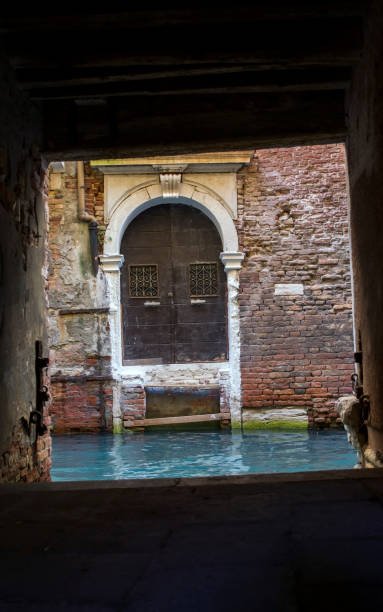 istock Door in Venice, Italy 647352442