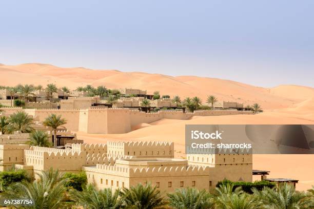Desert Dwelling Stock Photo - Download Image Now - Abu Dhabi, Old, Liwa Desert