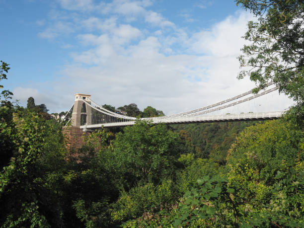 istock Clifton Suspension Bridge in Bristol 647392232