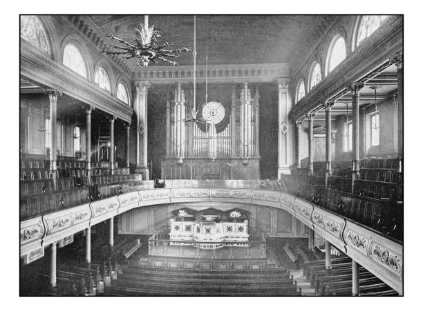 istock Antique London's photographs: City temple 647399940