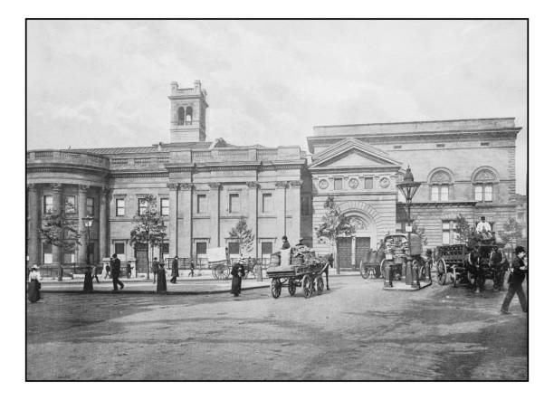 istock Antique London's photographs: National portrait gallery 647683842