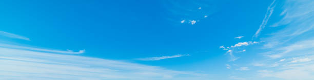 istock cirrus over Cala Brandinchi 647691182