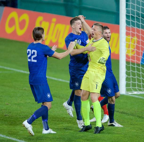 istock Football players celebrating 647702230