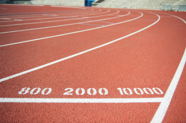istock Runners track, 800, 2000 and 10000 meters distance marking 647724888