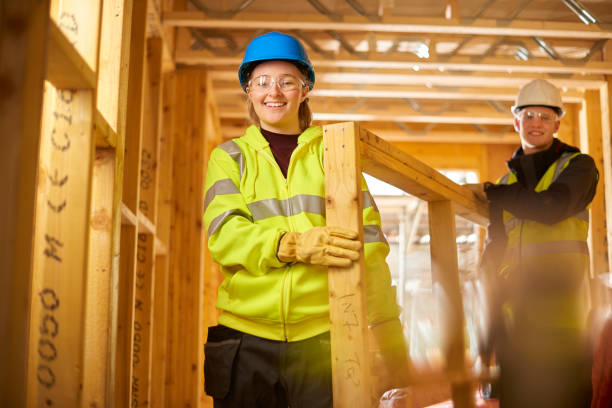 she's enjoying her job in construction