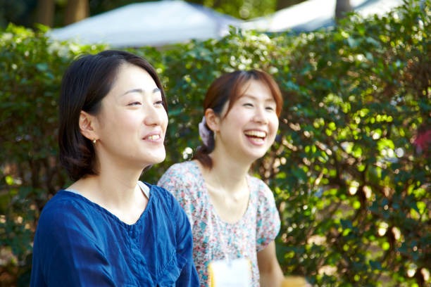 istock Japanese women to barbecue 647783836