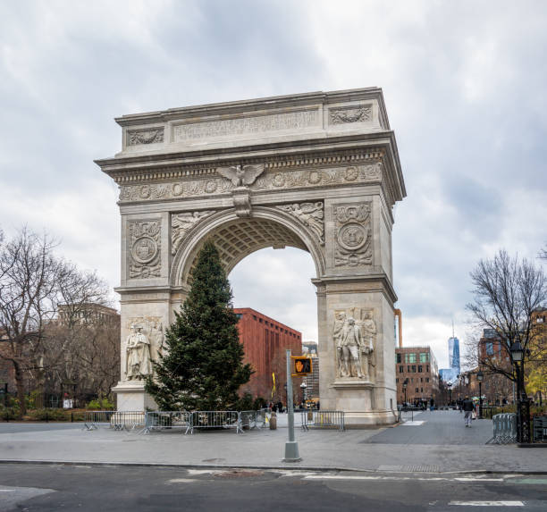 istock Washington Square Park Arch - New York, USA 647791322