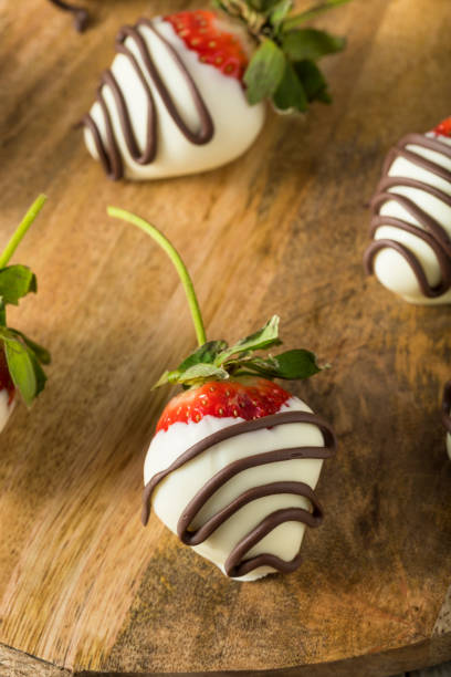 istock Homemade White Chocolate Covered Strawberries 647791440