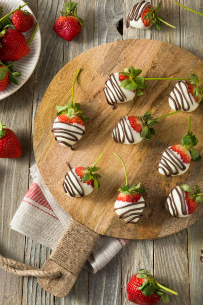 istock Homemade White Chocolate Covered Strawberries 647801432