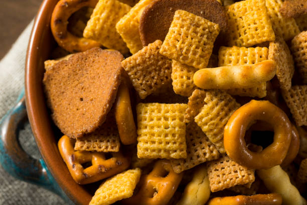 istock Homemade Salty Snack Party Mix 647804930
