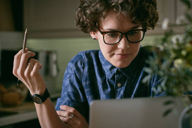 istock Concentrated female designer 647836756