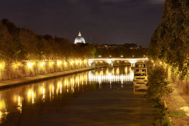 istock St. Peter's Bascilica from River Tiber at night 647840192