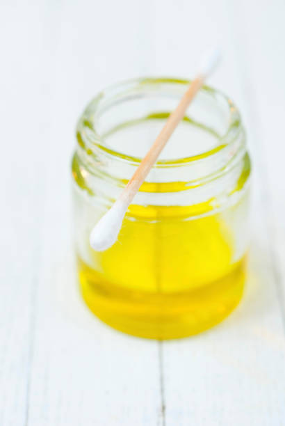 istock Baby oil and q-tips 647958064