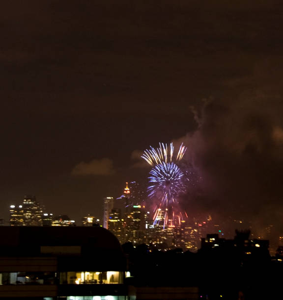 istock New Year Eve 2016 - Sydney 647959710