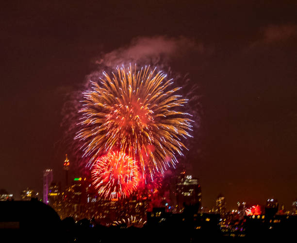 istock New Year Eve 2016 - Sydney 647959950