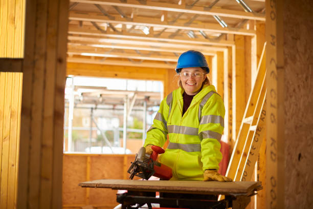 istock proud of her job in construction 648013896