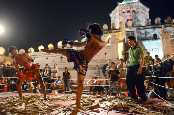 アジア タイ バンコク タイ式ボクシング - muay thai ストックフォトと画像