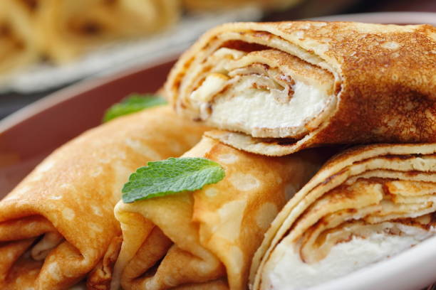 Rolled pancakes with cottage cheese