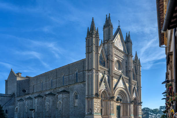 istock View of the Domeof Orvieto 648380794