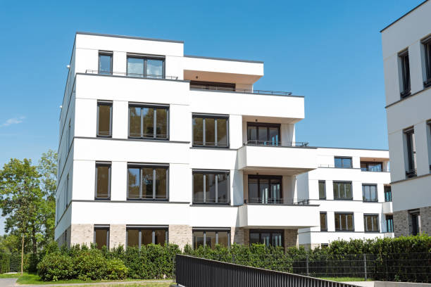 istock Modern white apartment houses in Berlin 648481150