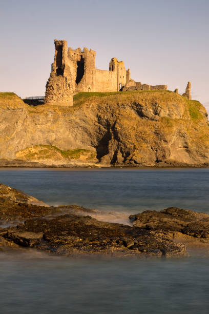 North Berwick, East Lothian, Scotland - June 16, 2013: Tantallon Castle Tantallon Castle is a semi-ruined cliff-top fortress dating to the mid-14th century and with historic connections to the Douglas Dynasty, Mary Queen of Scots and Oliver Cromwell. north berwick scotland east lothian castle scotland stock pictures, royalty-free photos & images