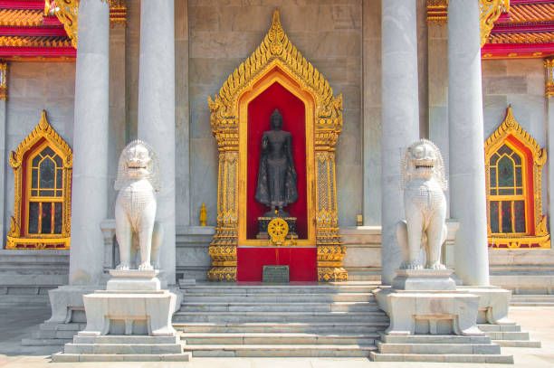 istock The Marble Temple, Wat Benchamabophit Dusitvanaram 648736264