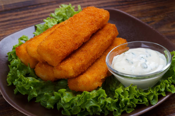 istock Plate of fish fingers 648794768