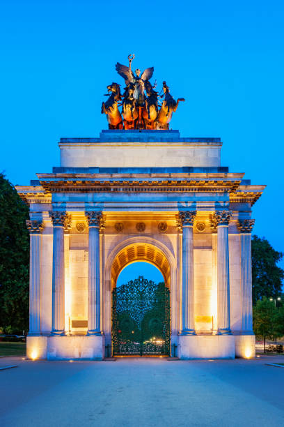 istock Wellington Arch in London England UK 648983552