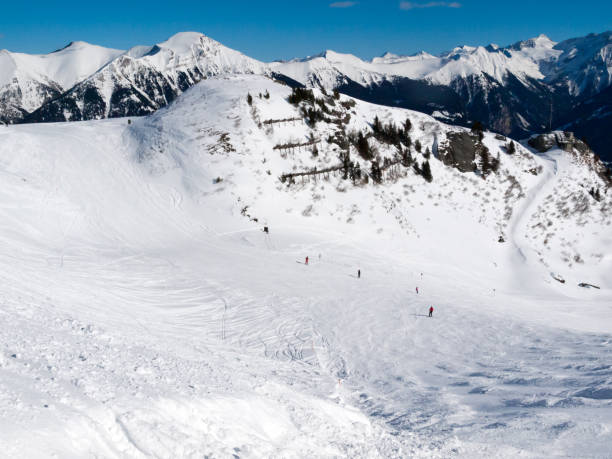 istock Skiing area in the Alps 648999932