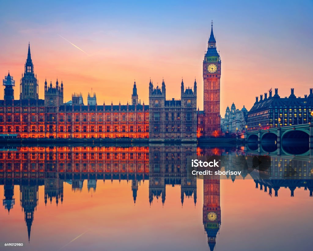 El Big Ben y casas del parlamento, Londres - Foto de stock de Casas del Parlamento - Westminster libre de derechos