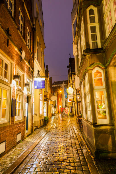 istock Der Schnoor - Old architecture of Bremen 649019426