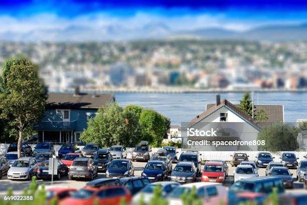 Fondo De Auto Estacionamiento Transporte Bokeh Foto de stock y más banco de imágenes de Trondheim - Trondheim, Coche, Noruega