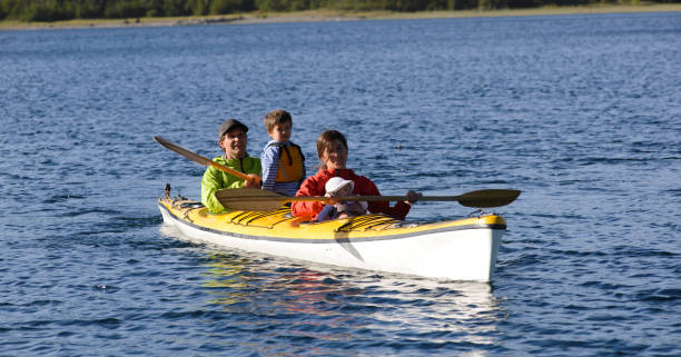 istock Family Kayak 649060408