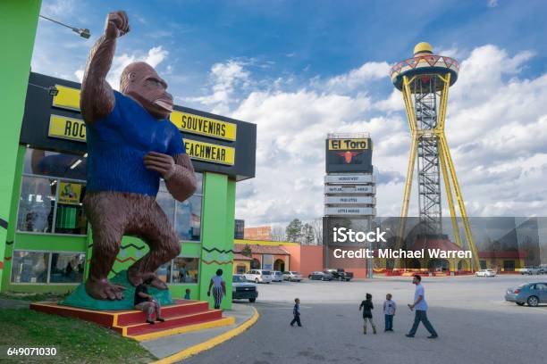 Gorilla Statue At South Of The Border Tourist Attraction Stock Photo - Download Image Now
