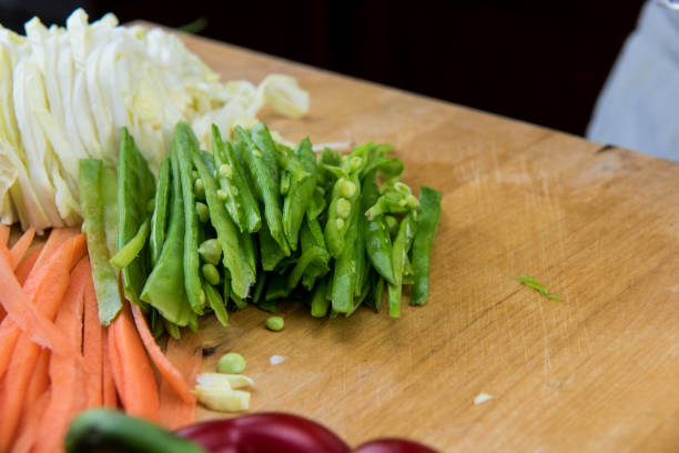 istock Pile of Sliced Snow Peas 649073832