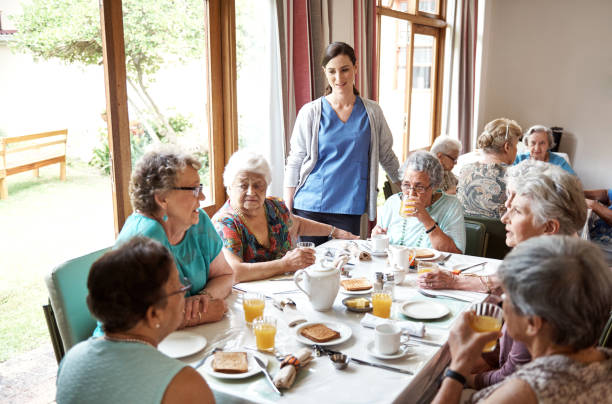 istock Swopping stories at the breakfast table 649145260