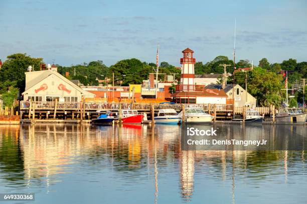 Sono Seaport Seafood In Norwalk Stock Photo - Download Image Now - Connecticut, Lighthouse, Building Exterior