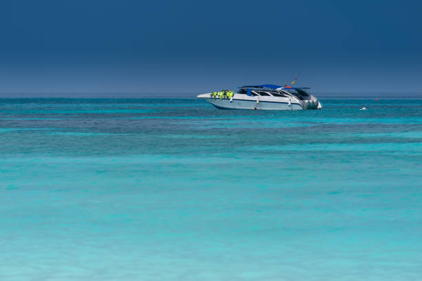 speed boat at similan island thailand - thailand beach nautical vessel phuket province imagens e fotografias de stock