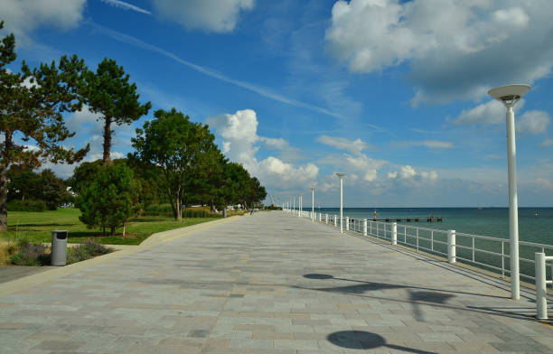 istock Promenade on the Baltic Sea 649536128