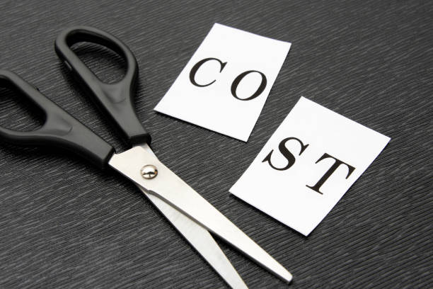 istock Business concepts, cost cut 649612546