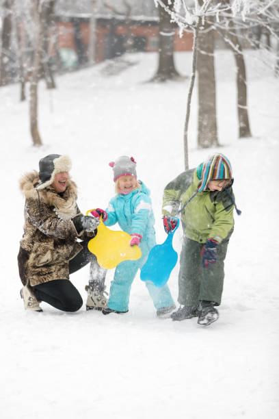 istock Family on snow 649658644